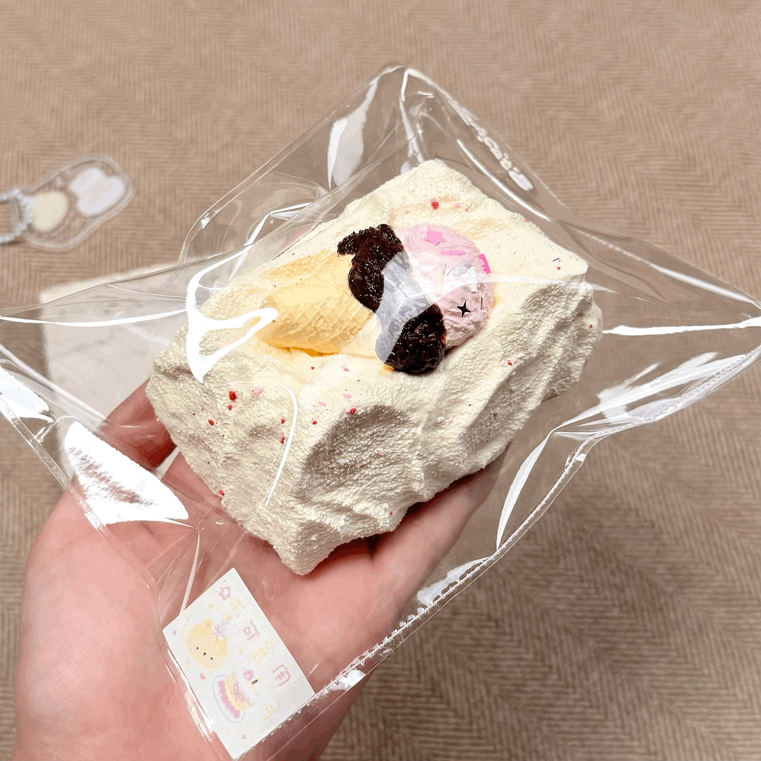 6115　予約品  送料無料  CC   奶油泥  甜筒抹面奶砖    受注受け取り締め日：8/30   20：50
