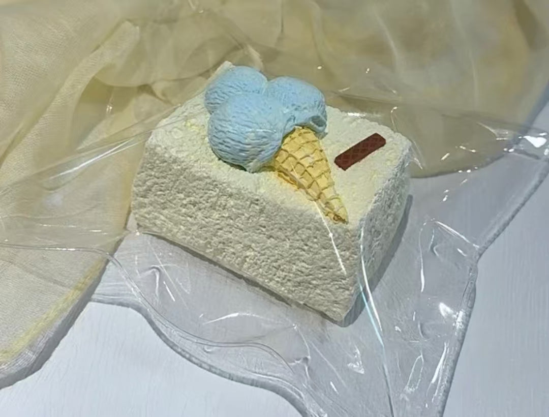 4854  予約品   送料無料 KL  乳膏