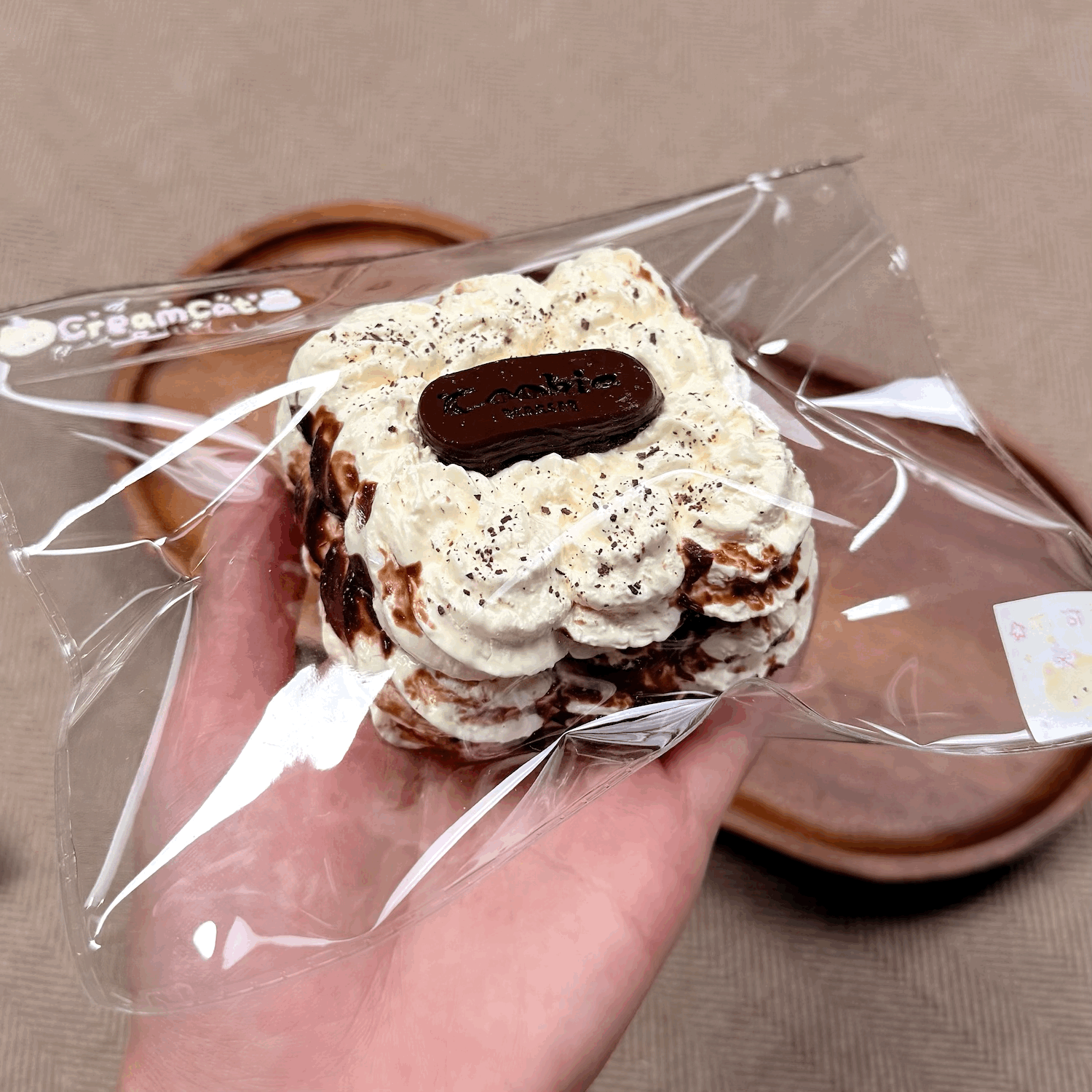 6132　予約品  送料無料  CC   奶油泥   随变奶油小方   受注受け取り締め日：8/30   20：50