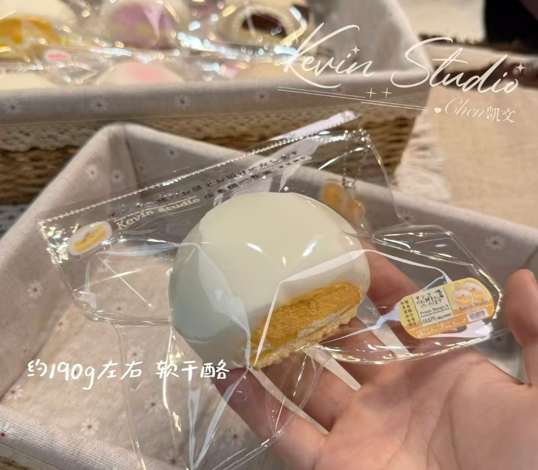 5213  予約品   送料無料  Kevin  软干酪