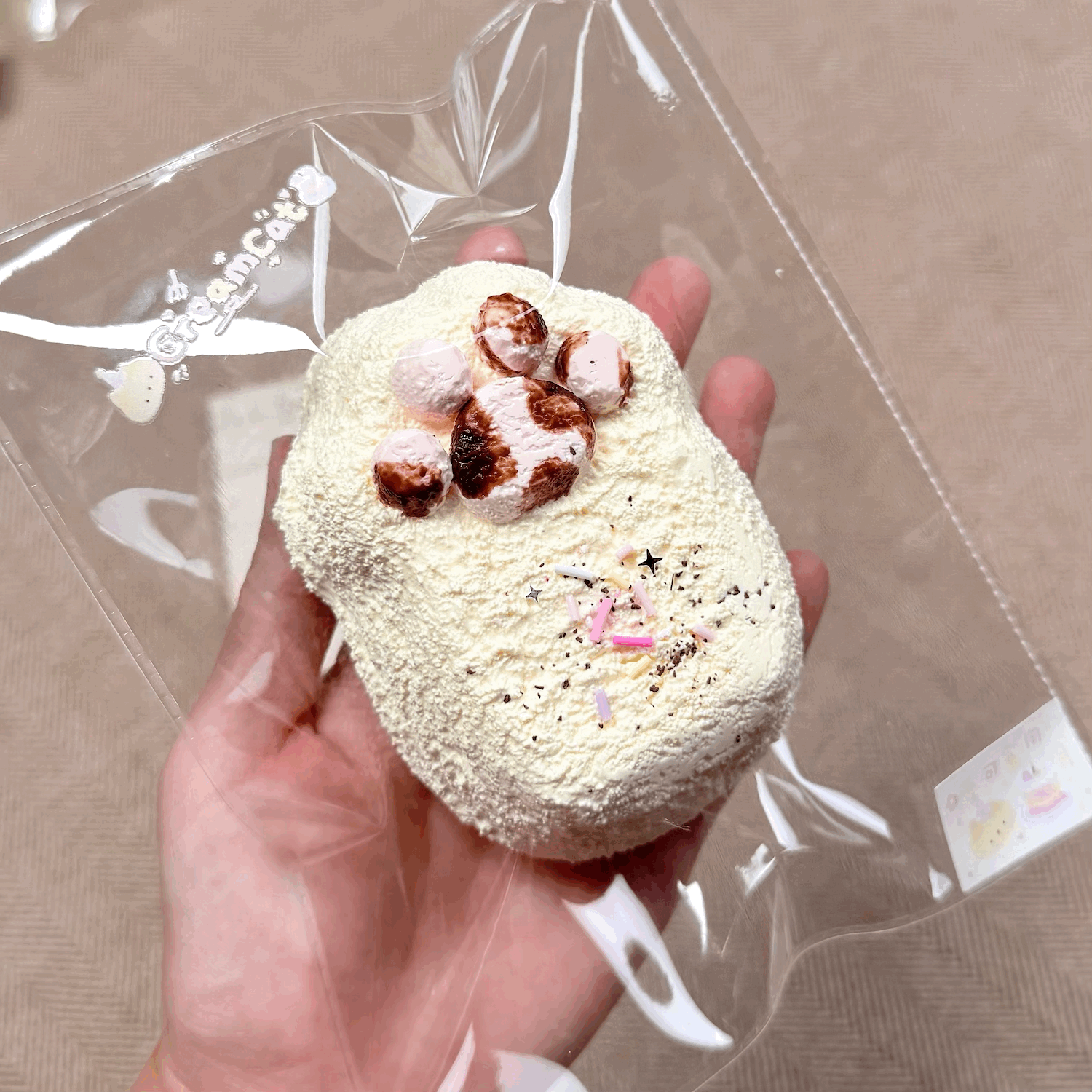 6119　予約品  送料無料  CC   奶油泥  绒绒猫爪    受注受け取り締め日：8/30   20：50