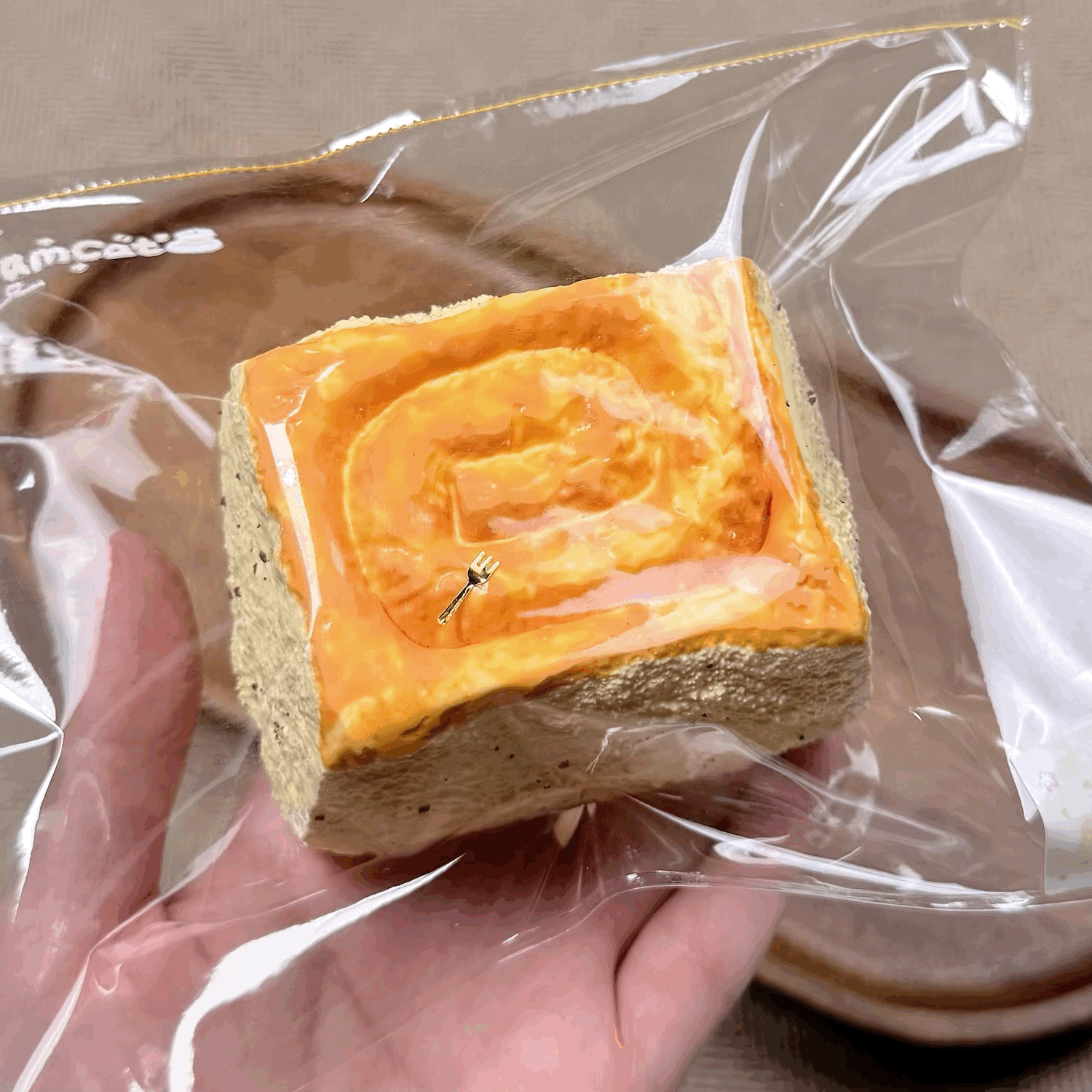 6126　予約品  送料無料  CC   酸奶泥  蜂蜜烤面包    受注受け取り締め日：8/30   20：50